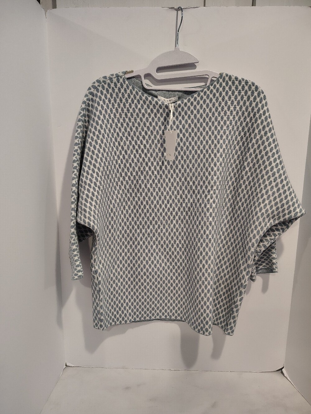Sioni Sweater, NWT
